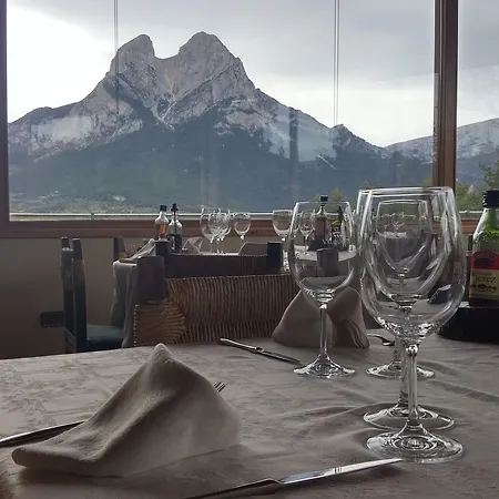 Konukevi Pedraforca 2*